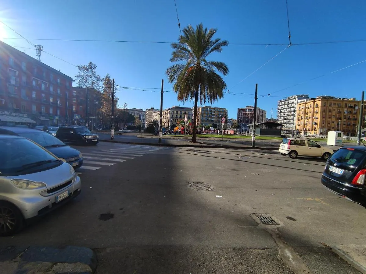 Na' Stanza In Piazza Apartment Naples