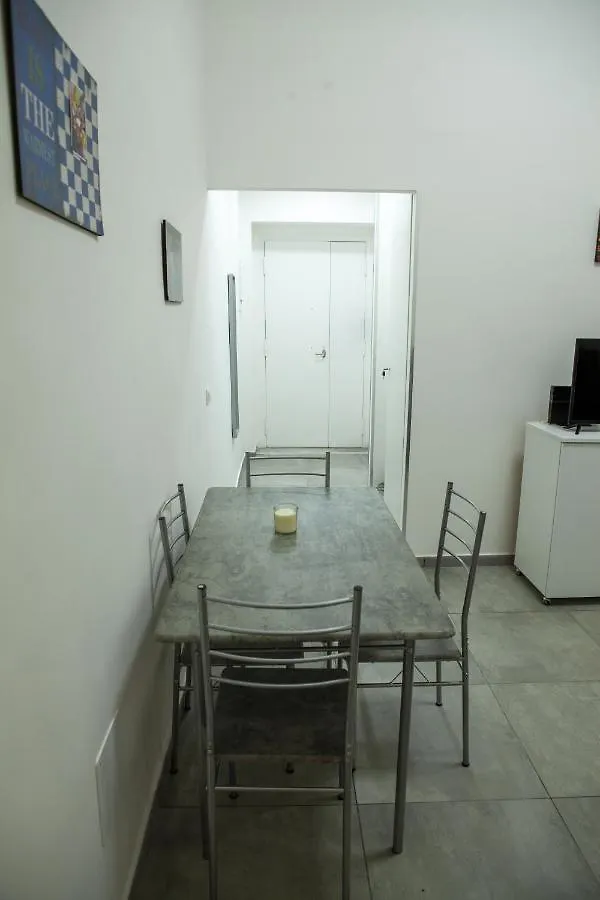 Na' Stanza In Piazza Apartment Naples Italy