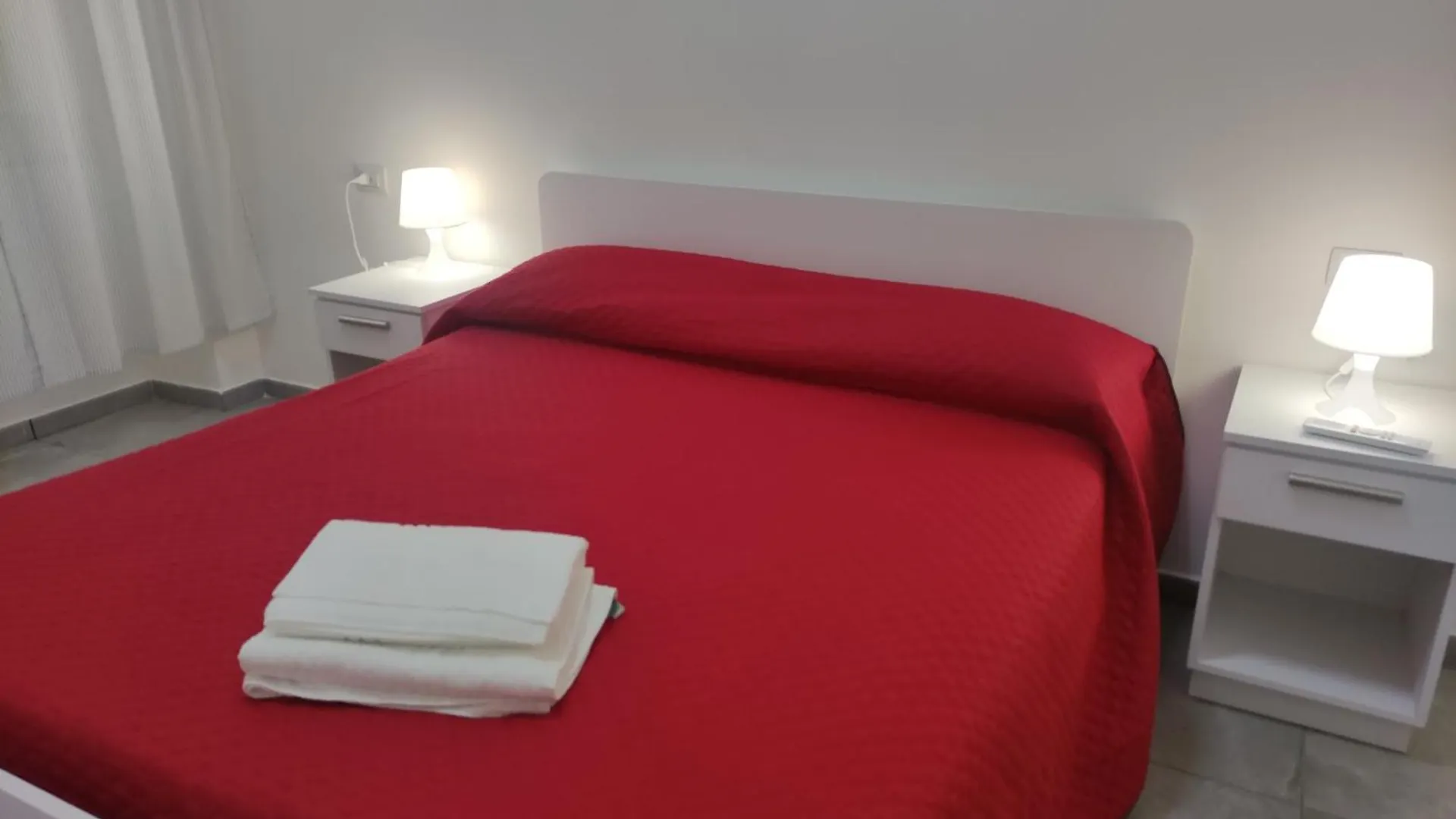 Na' Stanza In Piazza Apartment Naples